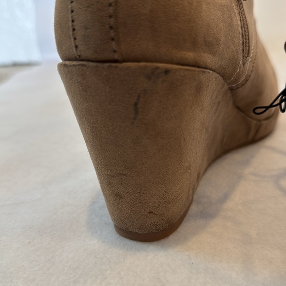 DV Dolce Vita Target Women's Taupe Booties Boots Lace Up Zipper Wedge Size 9.5 - Picture 11 of 13